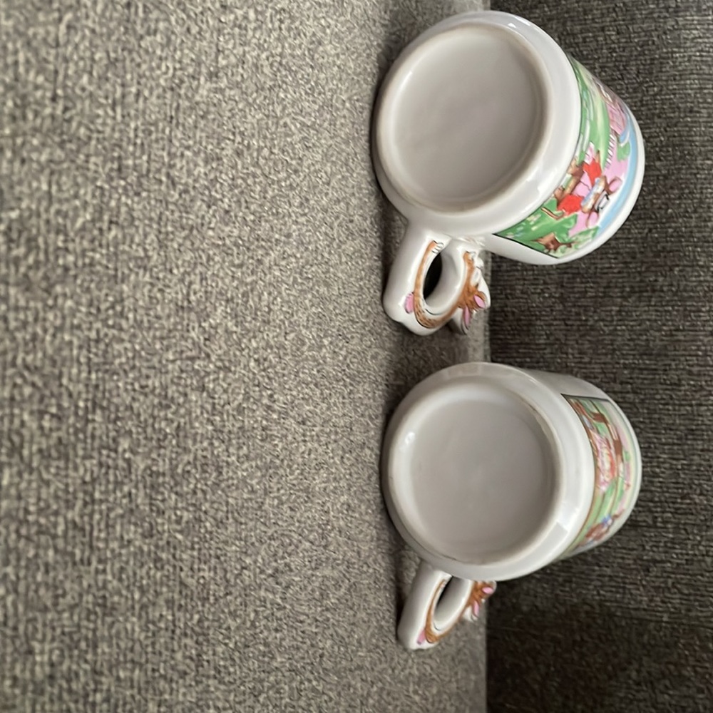 Ceramic Easter Mugs - Picture 3 of 4
